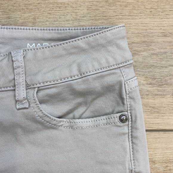 DL1961 | Margaux | Mid Rise Skinny - Picture 5 of 14